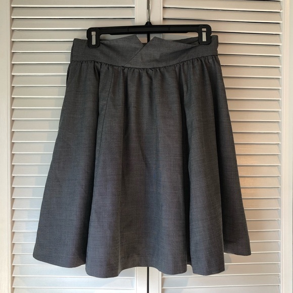 H&M gray flare skirt - Picture 4 of 6
